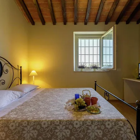 Gorgeous Tuscan In With Swimming Pool *